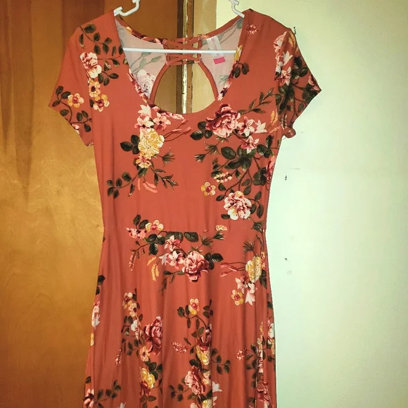 No Boundaries | Dresses | Apricot No Boundaries Short Sleeve Dress Womens  Size 79 | Poshmark